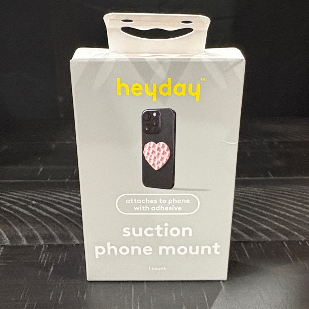 Heyday Heart Shaped Suction Phone Mount - Pink